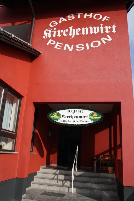 Pension Kirchenwirt Niederaichbach Buitenkant foto